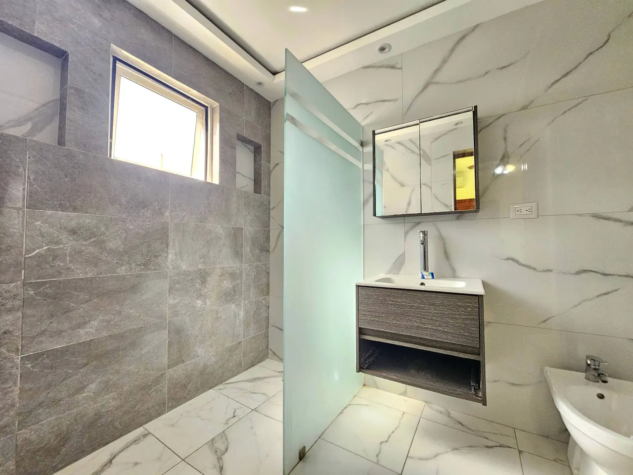 Alma, adults only: Bathrooms
