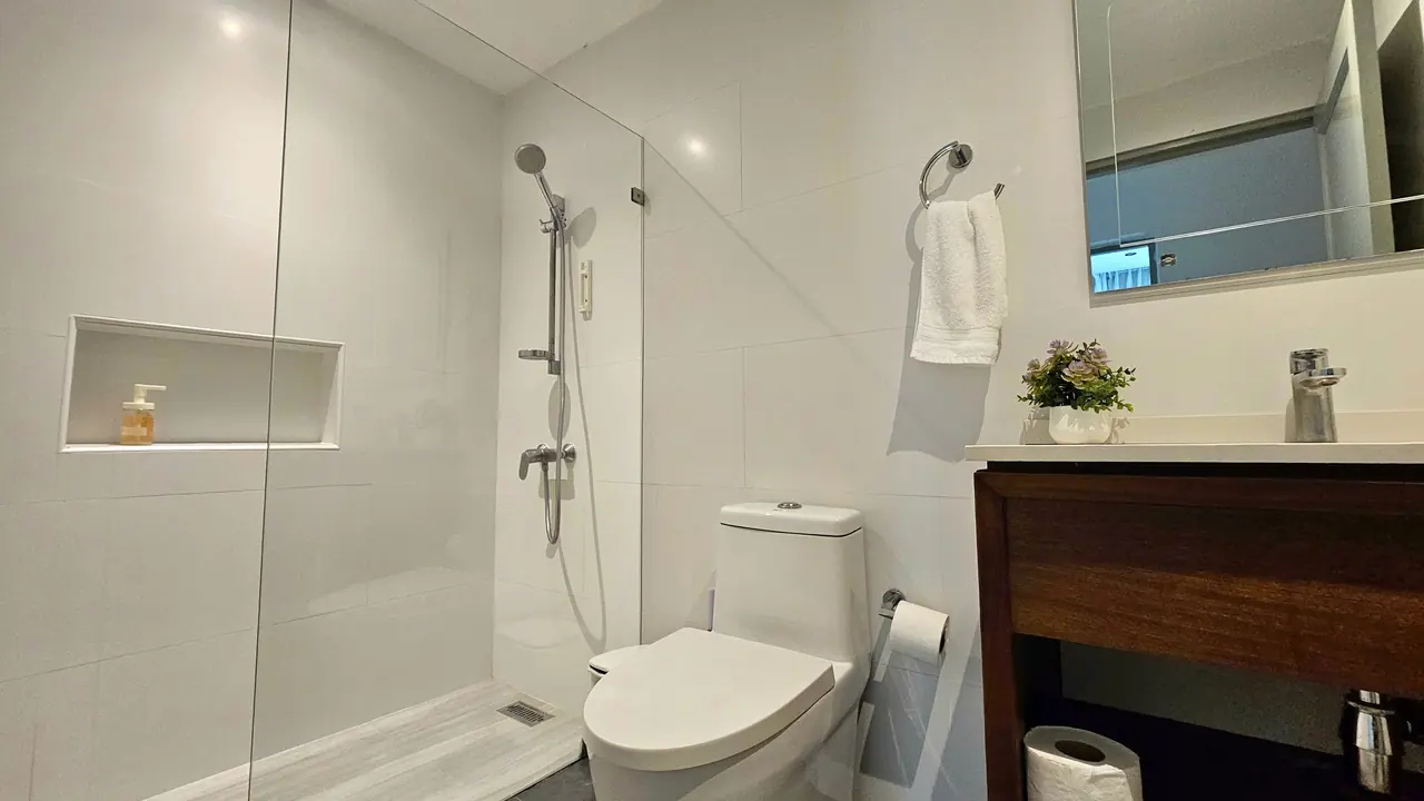 Cadaqués, plage et parc aquatique: Salles de bain