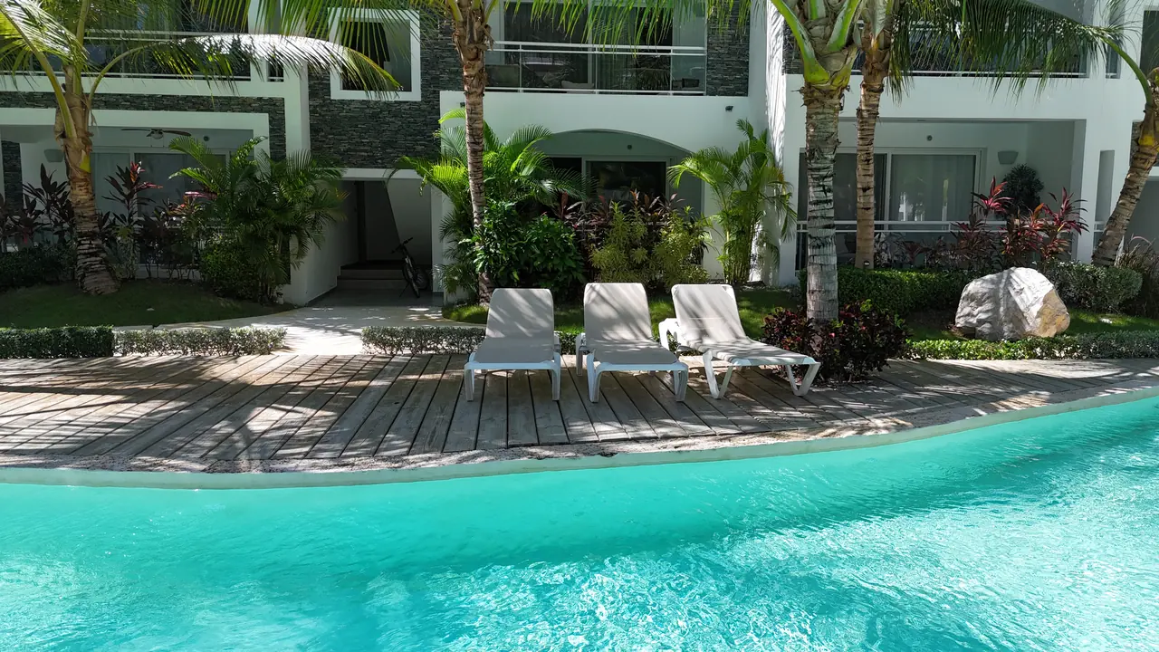 Estrella Dominicus: Outside
