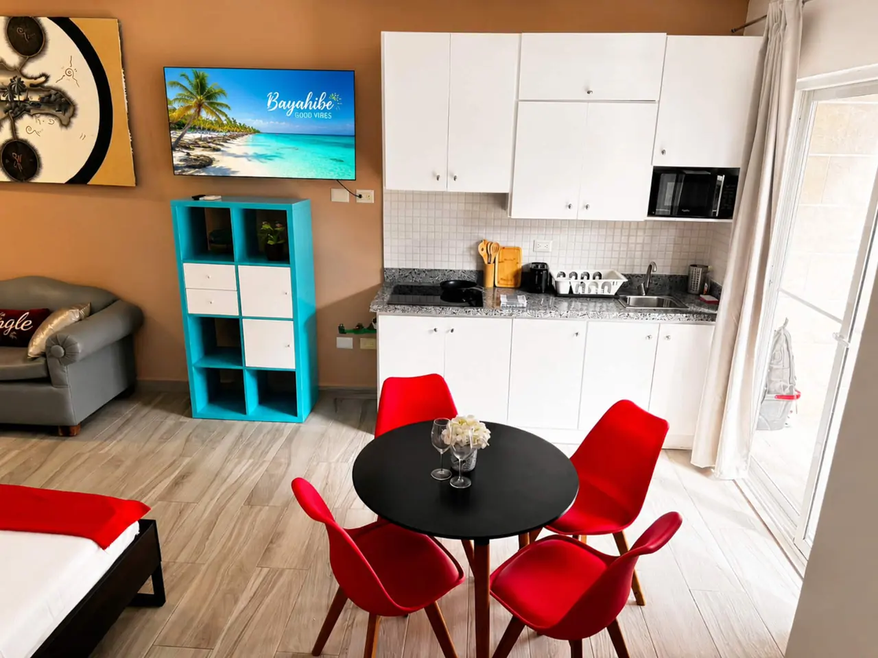 Studio with pool and gym: More photos