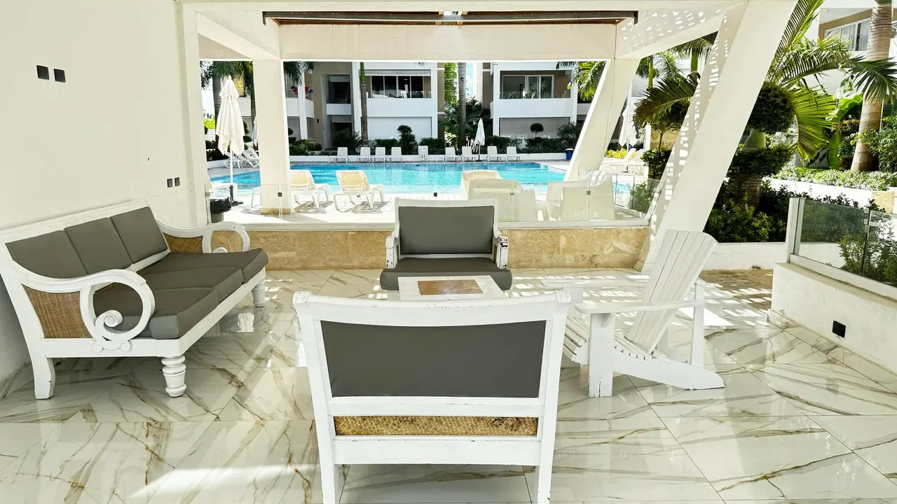Studio with pool and gym: Pool