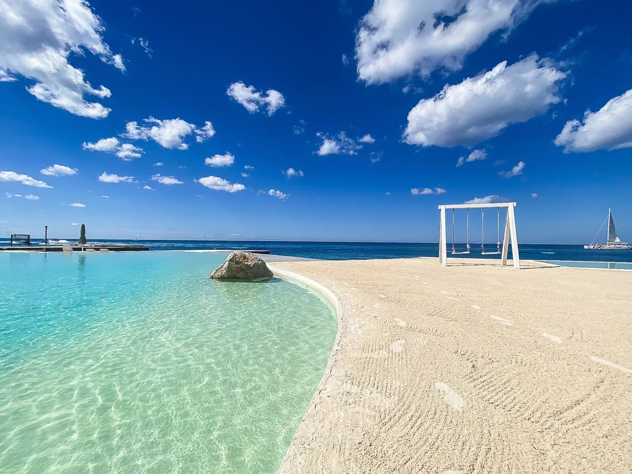 Tracadero Luxe: Pool