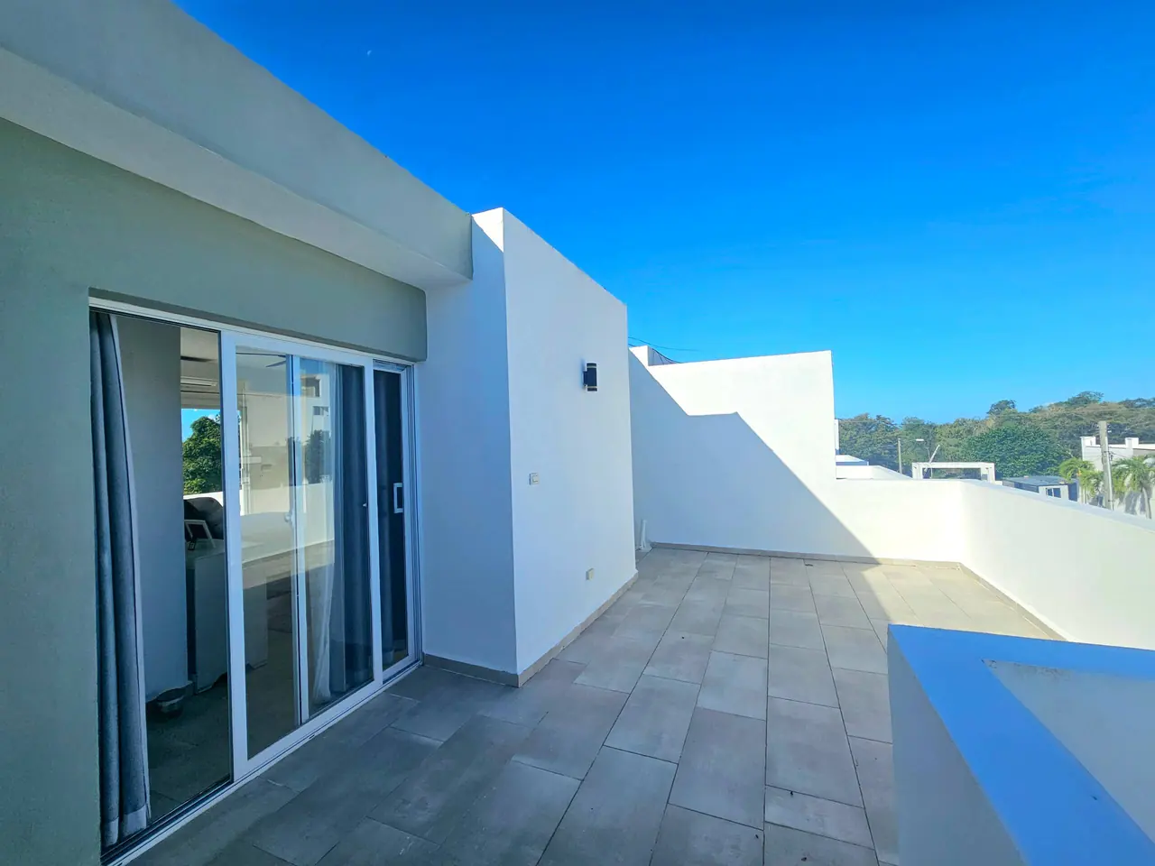 Villa with private pool: More photos